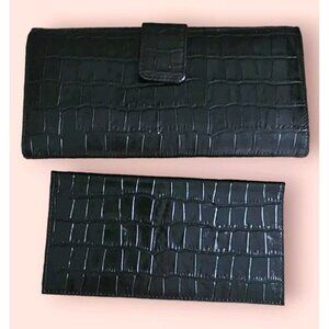 MAXX NY GENUINE LEATHER,  BLACK  CROC EMBOSSED LADIES WALLET EUC 7.5" X  4"